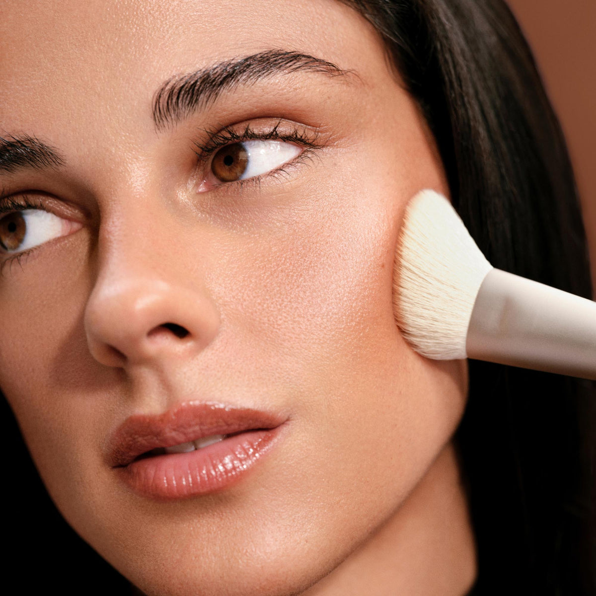 the-bronzer-brush-p2 Bronzer_Brush.jpg