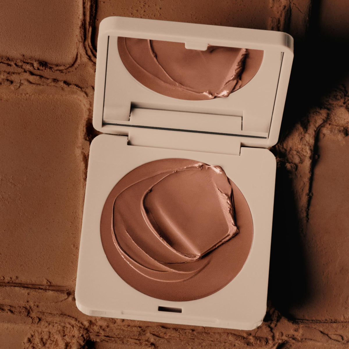 bronzer-butter-balm-desert-d3 Bronzer_Desert-3.jpg