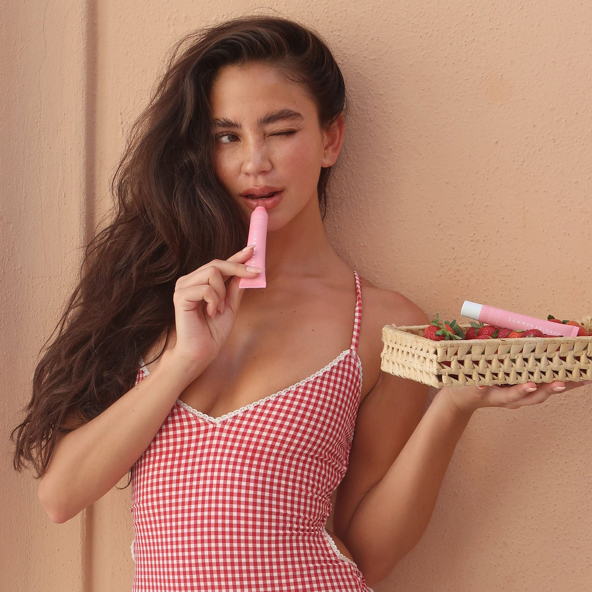 lip-butter-balm-strawberry-soft-serve-a7 LBBStrawberrySoftServe-Cristina.jpg